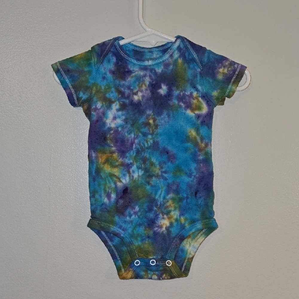Carter's Blue and Green Tie-Dye Bodysuit Onesie LOT-S
